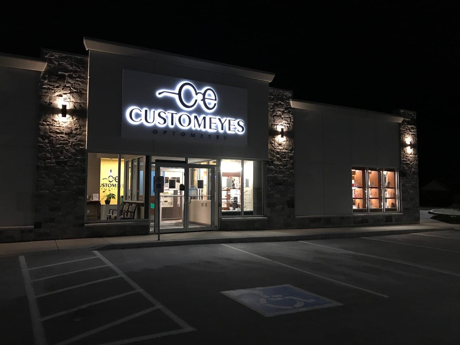 CustomEYES Optometry - Dr. Gary Nelles (photo: CustomEYES Optometry - Dr. Gary Nelles, via Google)