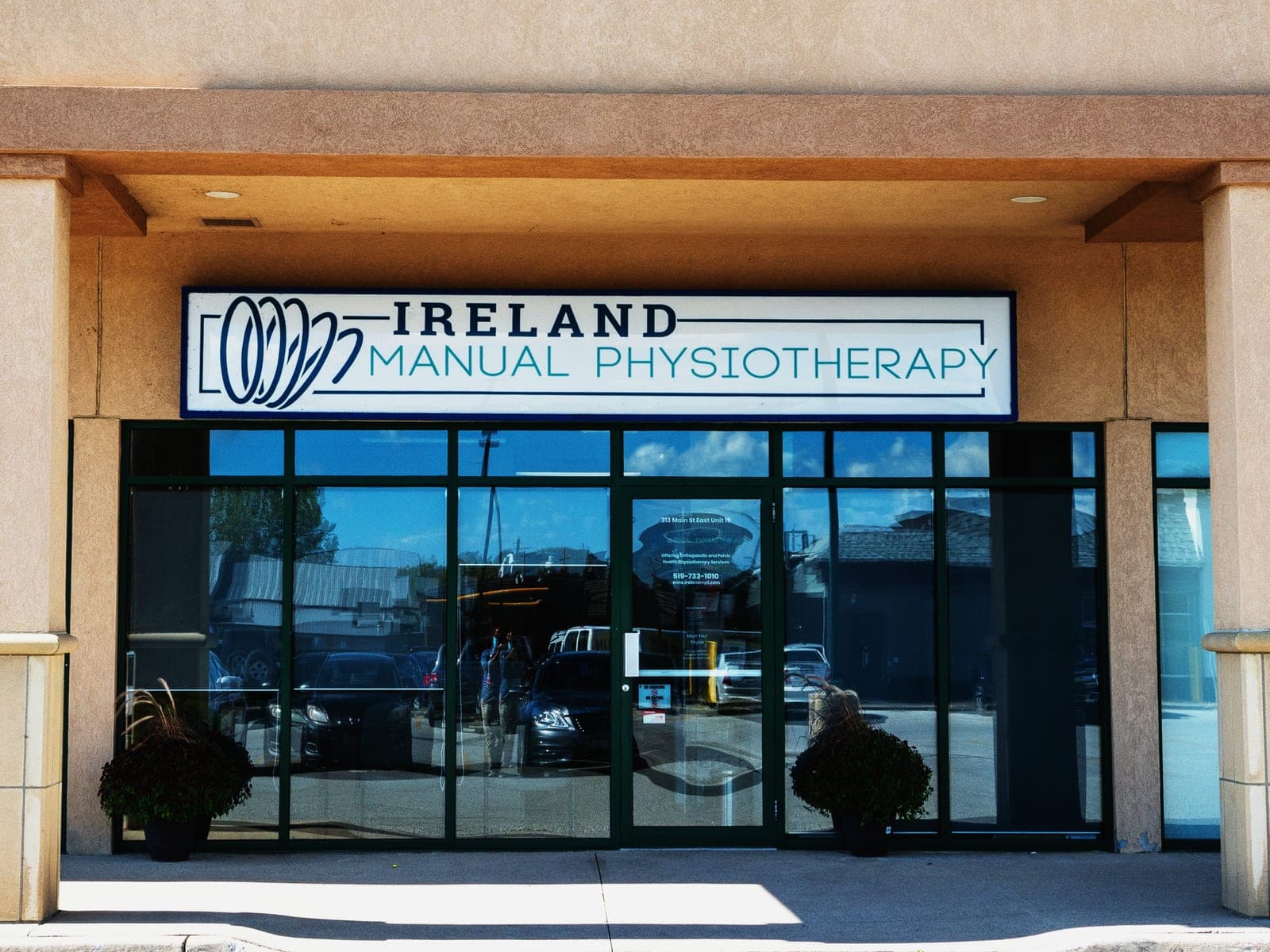SeniorHome.ca - Ireland Manual Physiotherapy