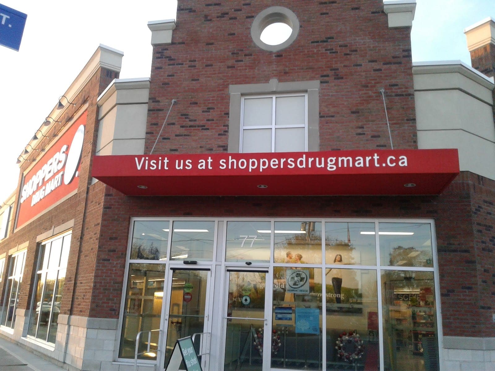 Shoppers Drug Mart (photo: _ Griff0n, via Google)