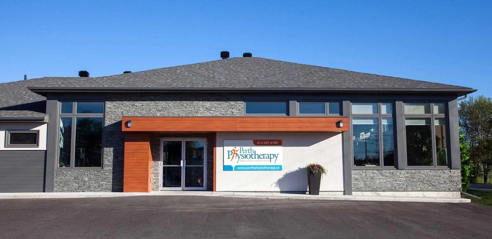 SeniorHome.ca - Perth Physiotherapy Wellness Centre and Fitness Studio