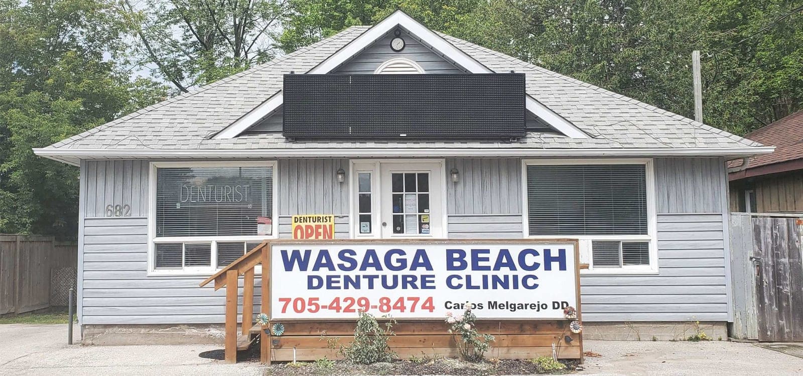 SeniorHome.ca - Wasaga Beach Denture Clinic