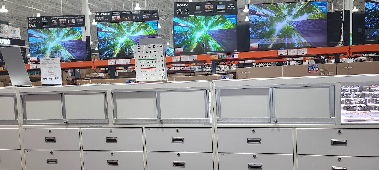 Costco Optical Department (photo: Syphax, via Google)