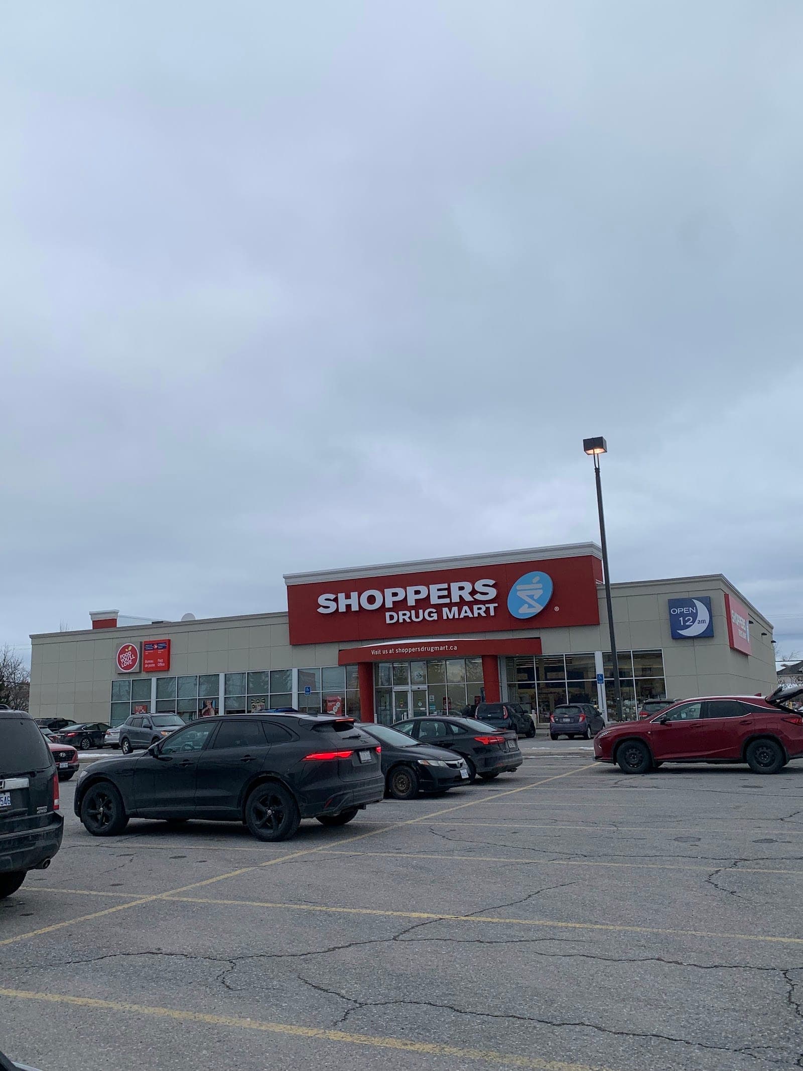 Shoppers Drug Mart (photo: Sebastian Soare, via Google)