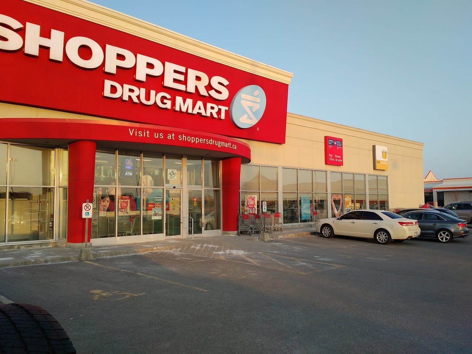 Shoppers Drug Mart (photo: Jay LaRock, via Google)