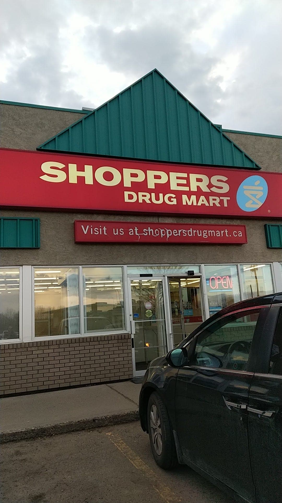 Shoppers Drug Mart (photo: Dave Howey, via Google)