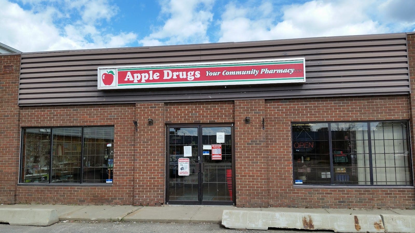 Slave Lake Apple Drugs (photo: Brent Lawrence (Medicdroid), via Google)