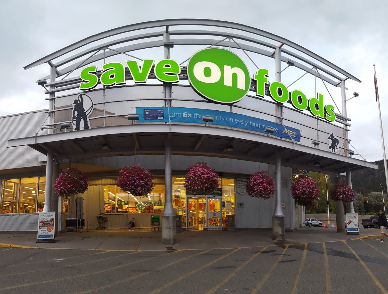 Save-On-Foods (photo: Rye _, via Google)