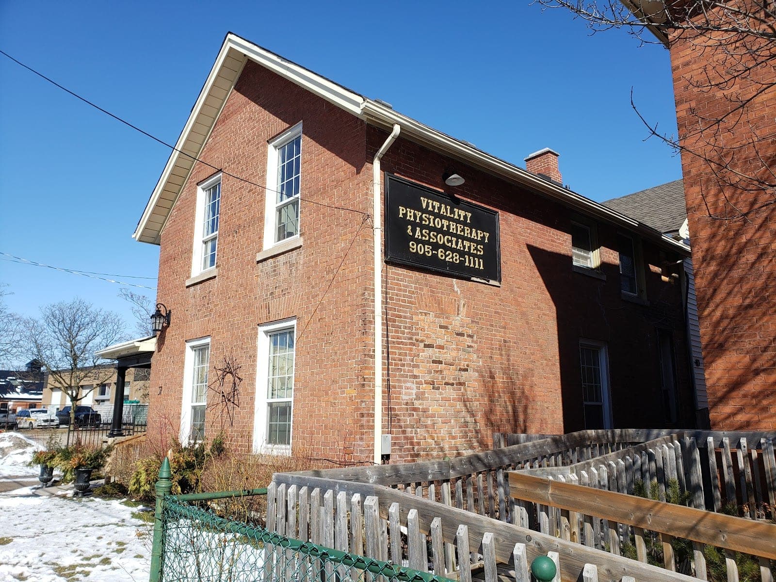 Vitality Physiotherapy & Associates (photo: Charles Walker, via Google)