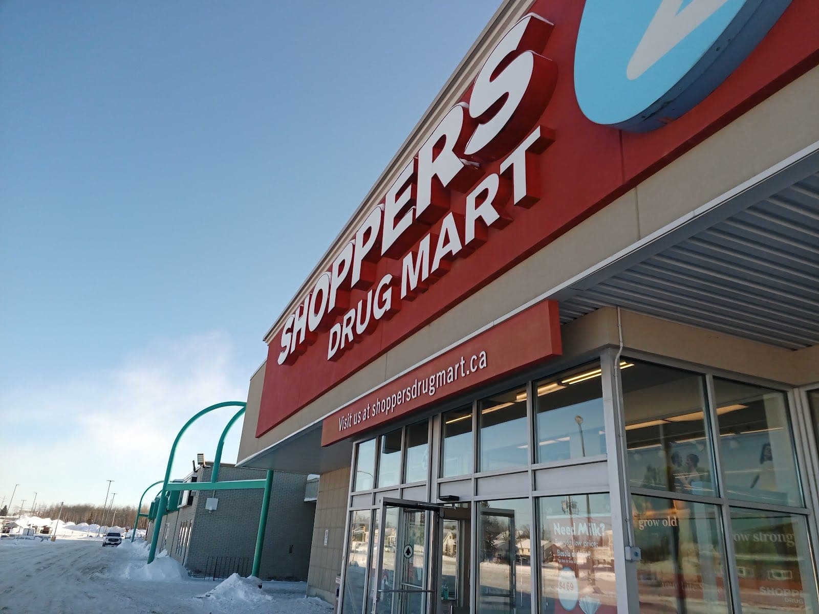 Shoppers Drug Mart (photo: Chad Travels, via Google)