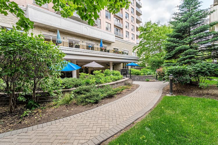 Retirement Life Community - Photo 1