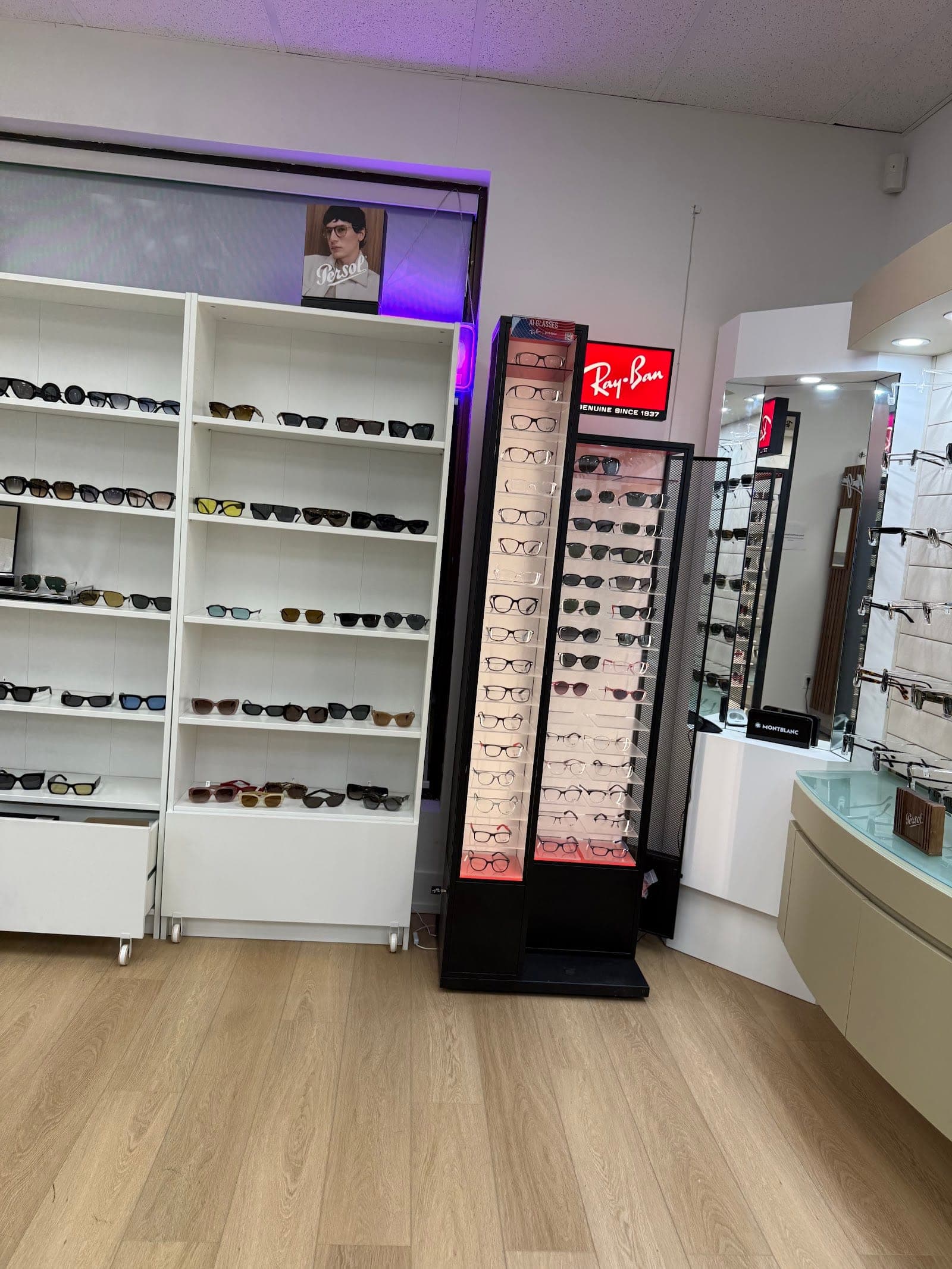 Peter & Co Optical (photo: Mabin Antoney Pulikodan, via Google)