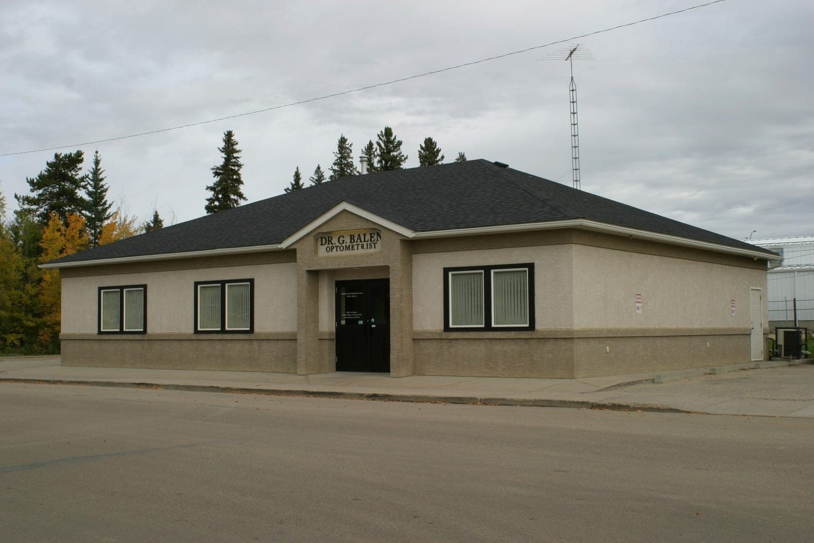 SeniorHome.ca - Barrhead Optometry Clinic