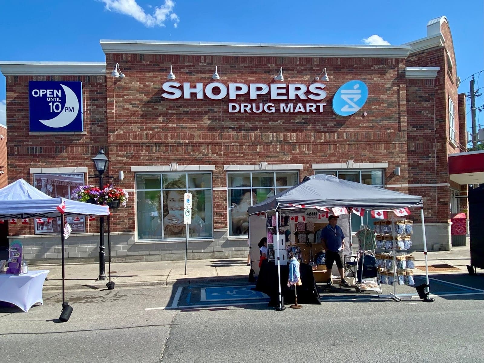 Shoppers Drug Mart (photo: David Bala, via Google)