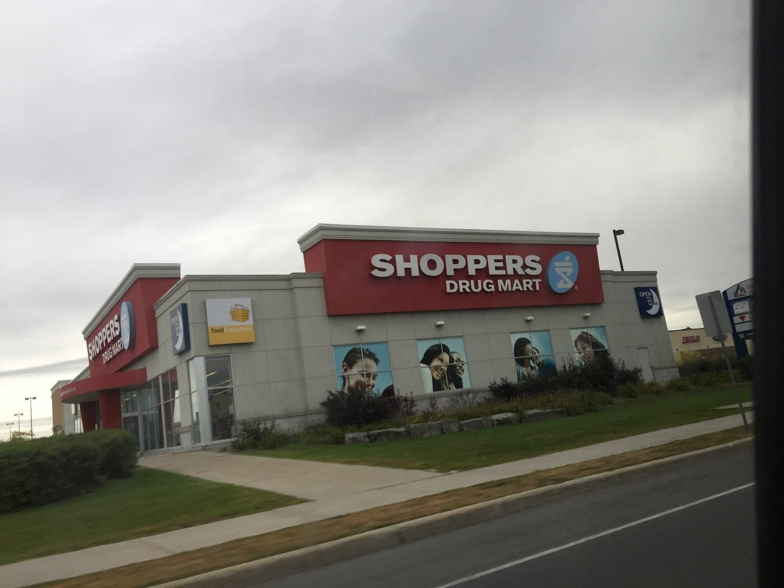 Shoppers Drug Mart (photo: Jeremy Abboud, via Google)