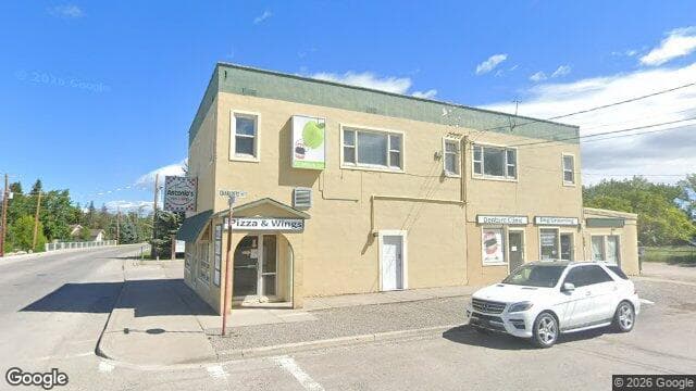 Pincher Creek Denture Clinic (Google Street View)