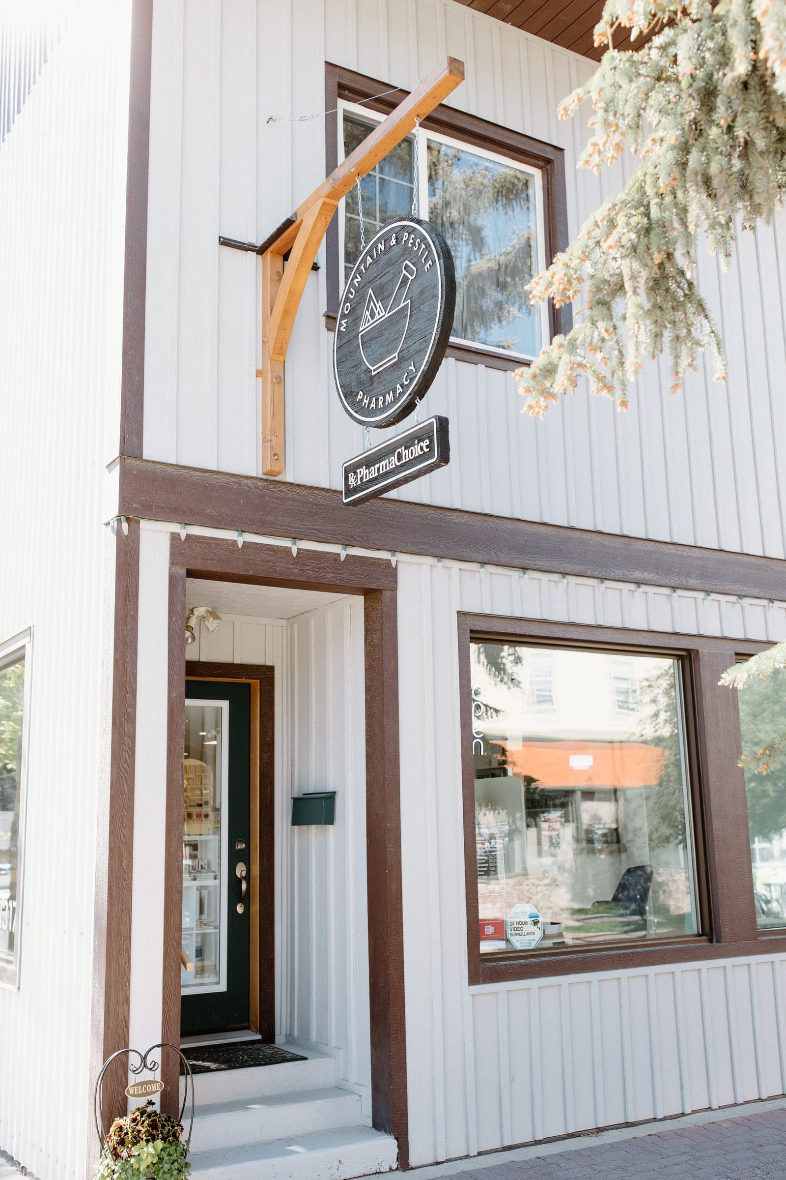 SeniorHome.ca - Mountain & Pestle Pharmacy