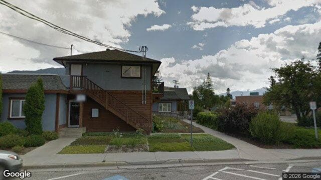 Peoples pharmacy. Golden (Google Street View)