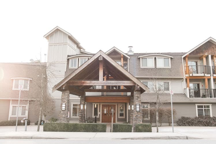 Greystone Manor Retirement Residence - Photo 1