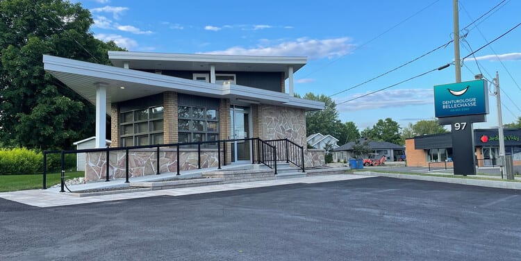 SeniorHome.ca - Denturologie Bellechasse (Centre Bellavance)