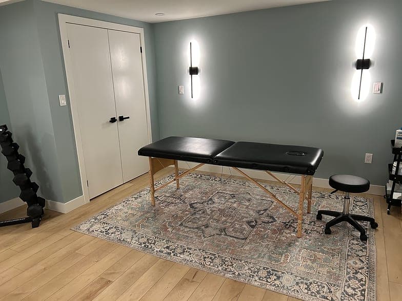 SeniorHome.ca - Physio Nicole