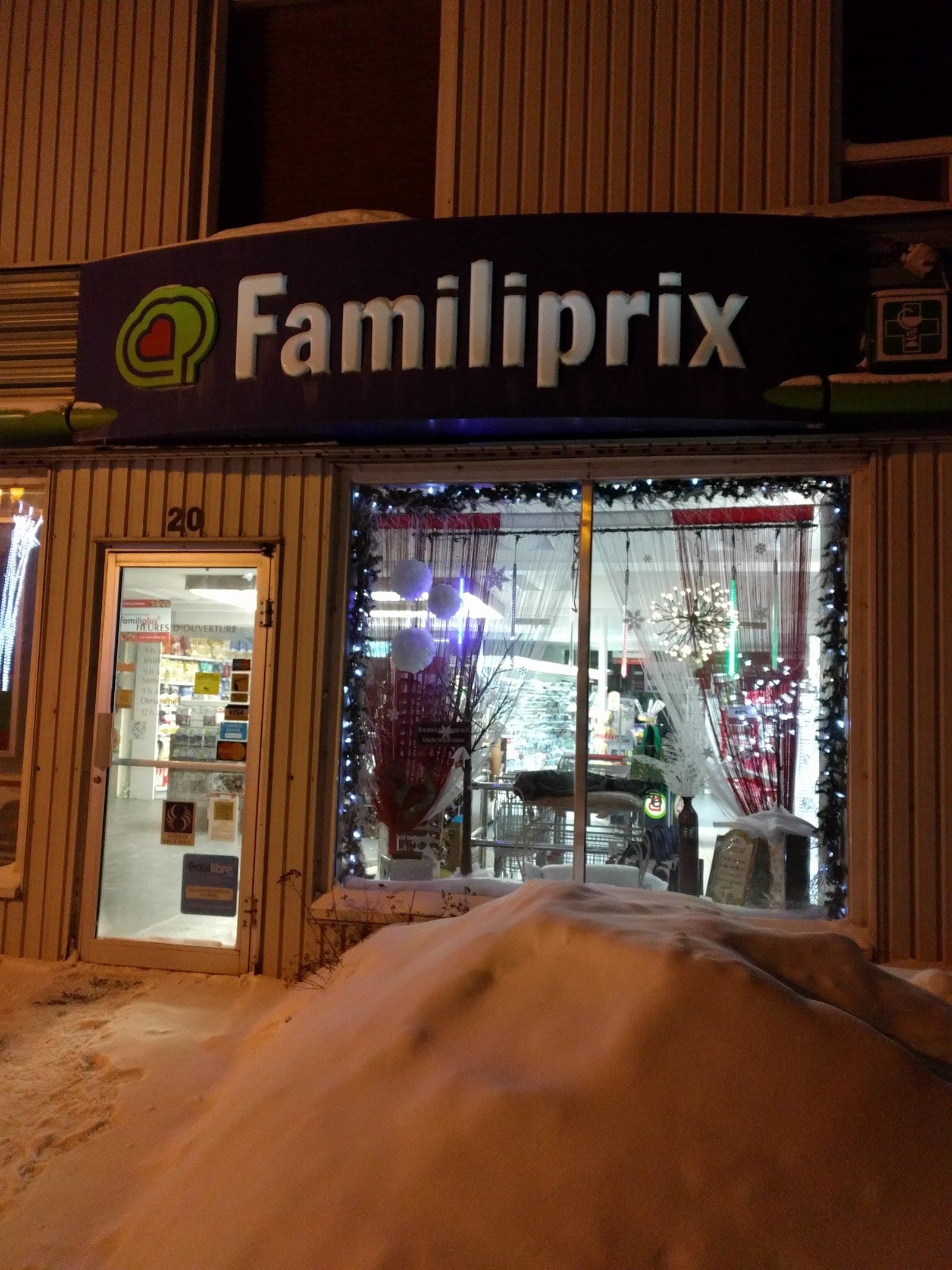 Familiprix Extra (photo: Dominic Dube, via Google)