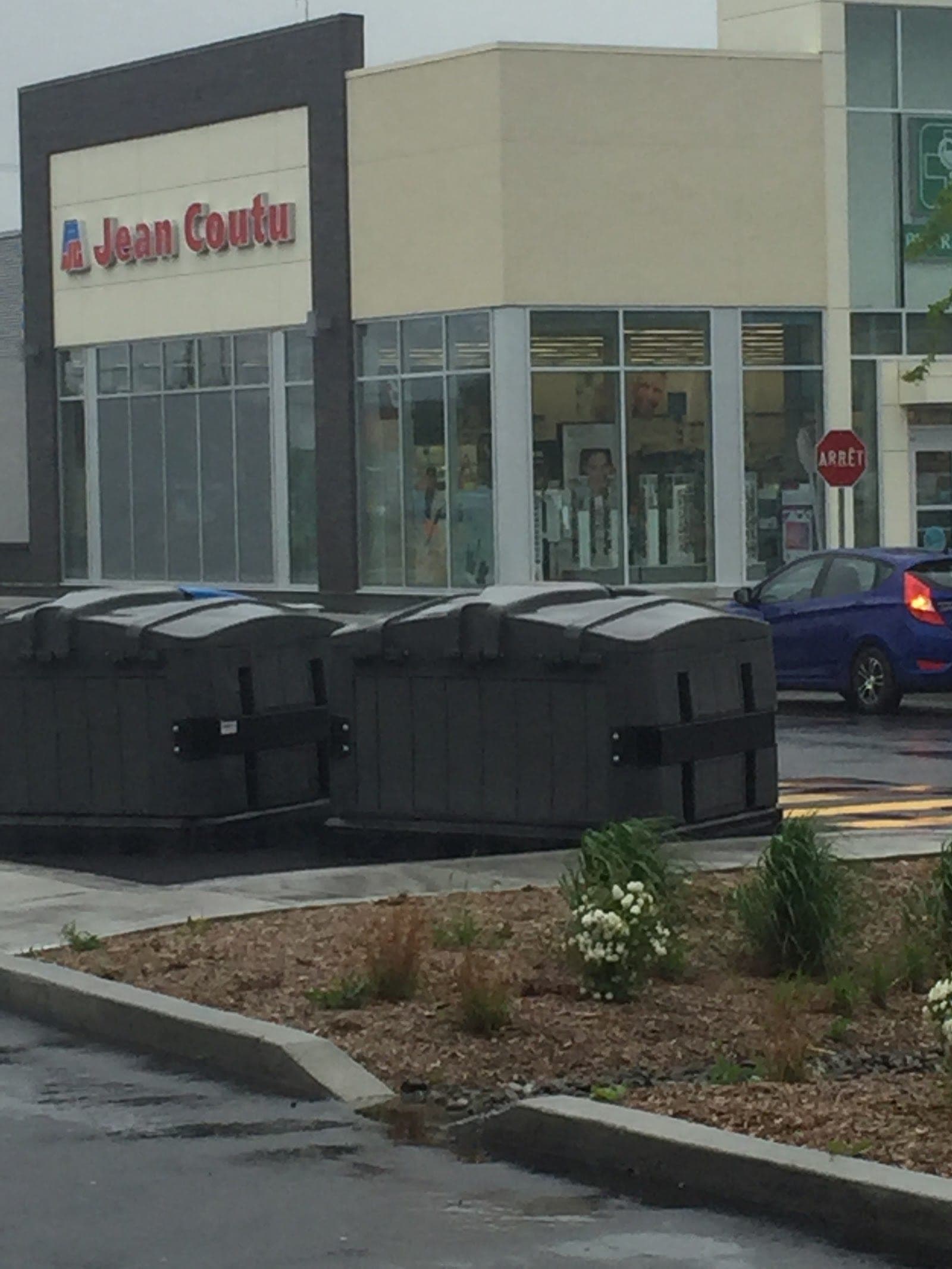 PJC Jean Coutu (photo: Munir Nweiser, via Google)