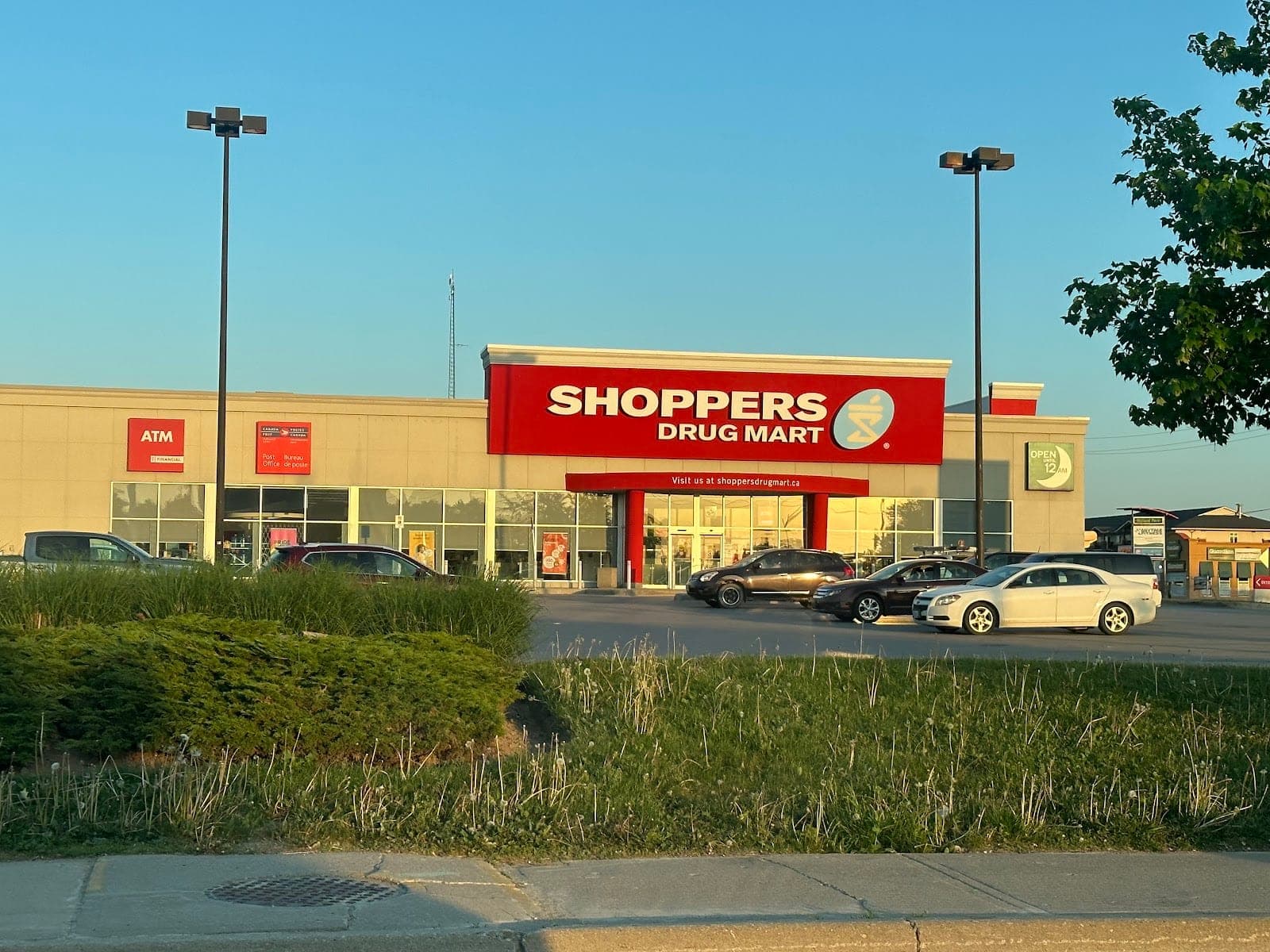 Shoppers Drug Mart (photo: Chintan Patel, via Google)
