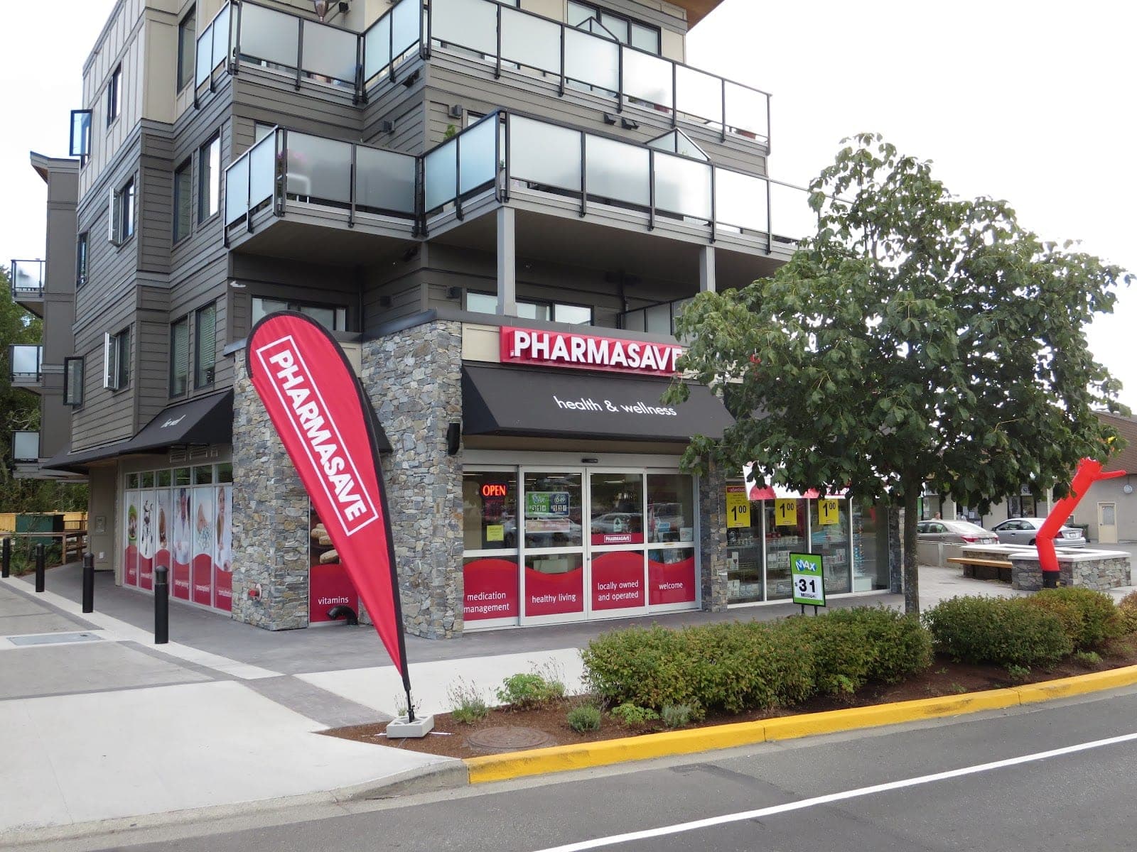 Pharmasave Brentwood Bay (photo: Pharmasave Brentwood Bay, via Google)