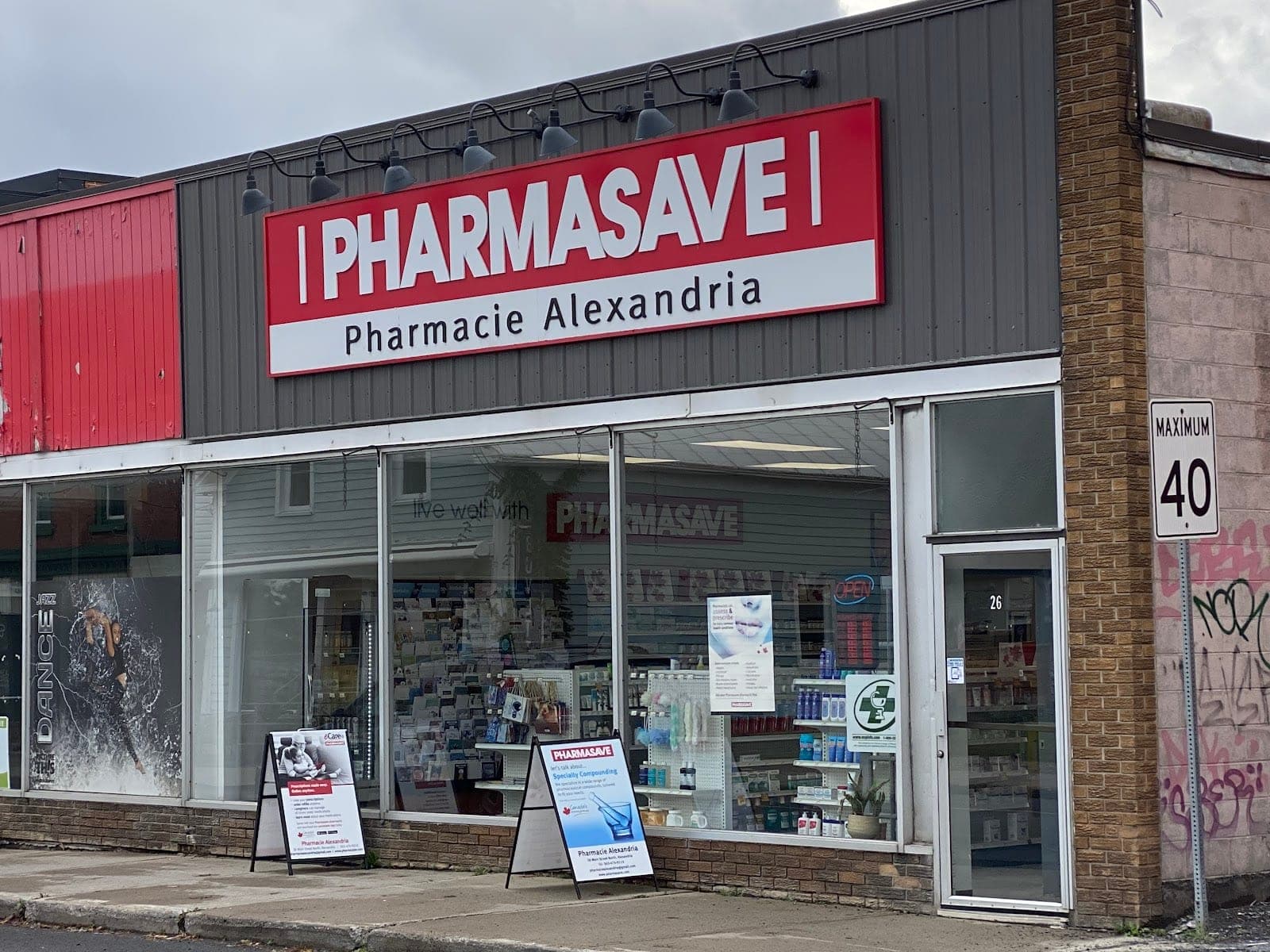 Pharmasave Pharmacie Alexandria (photo: Tom Bombadil, via Google)
