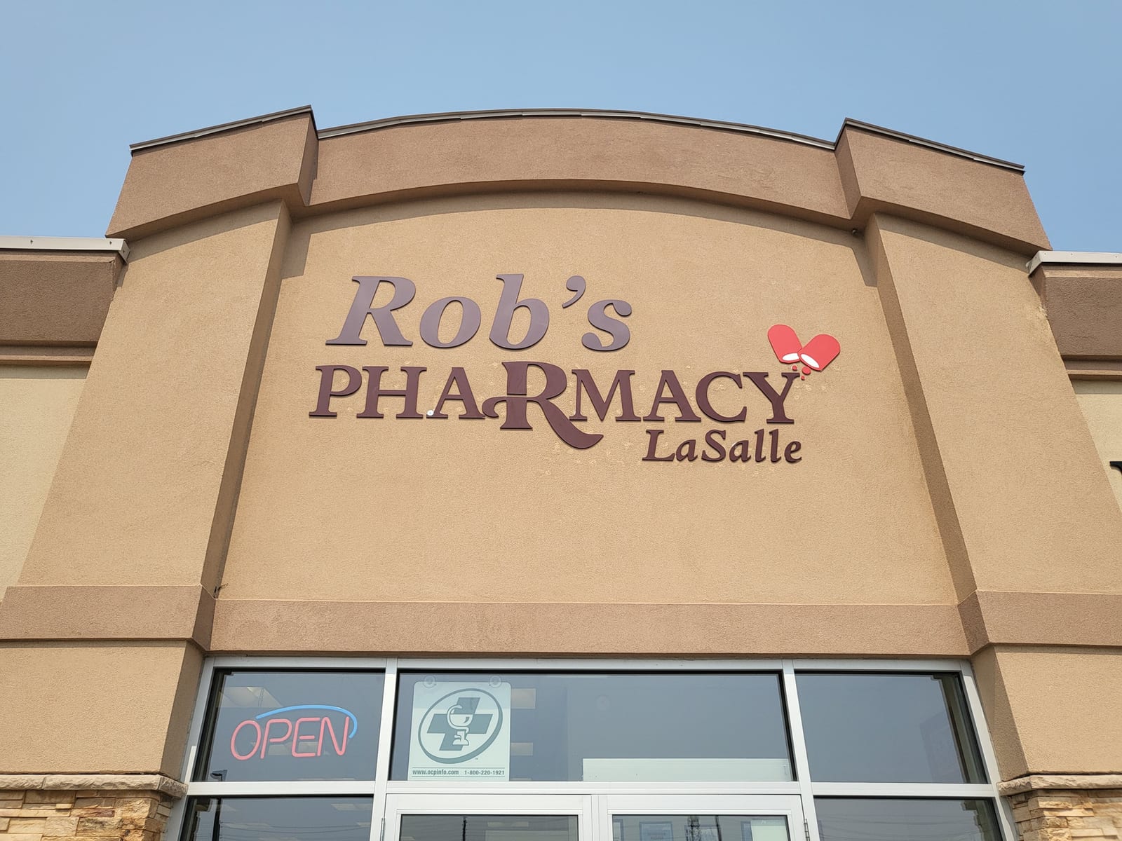 SeniorHome.ca - Rob's Pharmacy LaSalle