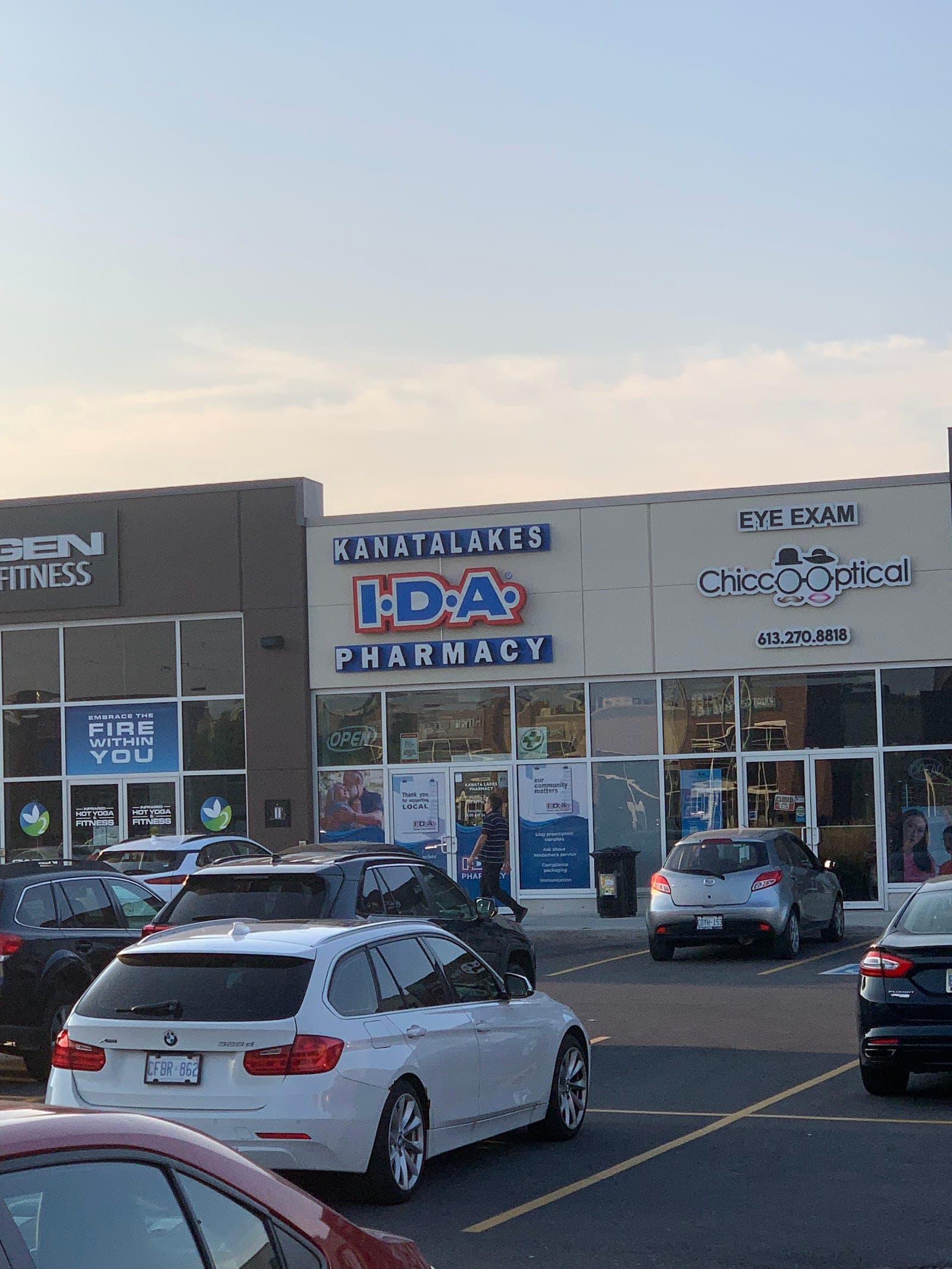 Kanata Lakes I.D.A. Compounding Pharmacy (photo: Sebastian Soare, via Google)