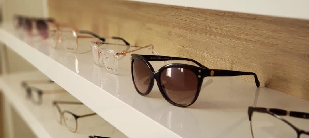 SeniorHome.ca - Silver Specs Eye Care + Optical