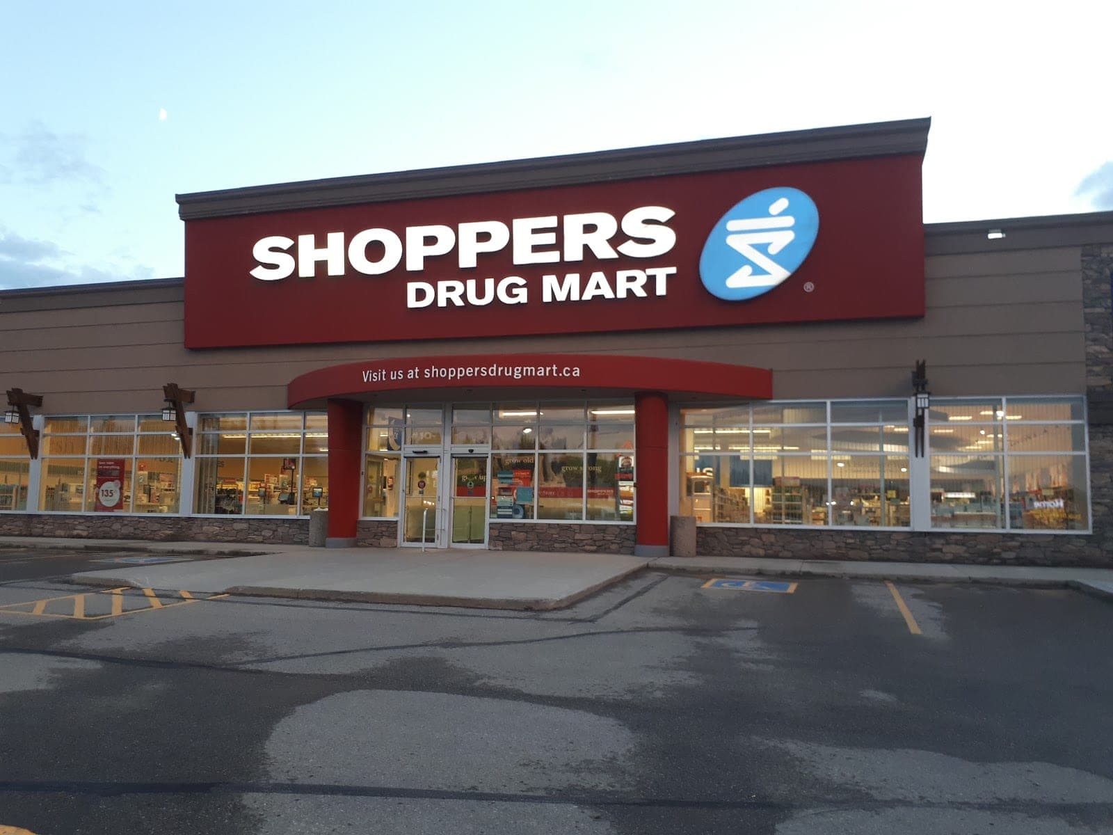 Shoppers Drug Mart (photo: maria pia m., via Google)
