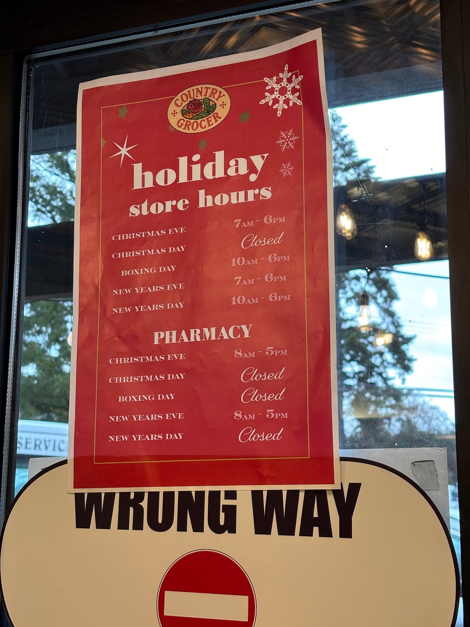 Country Grocer Pharmacy (photo: Dennis Li, via Google)
