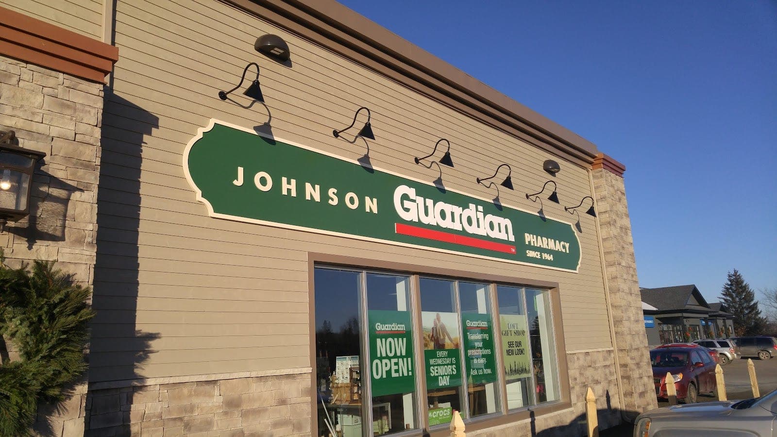 Guardian JOHNSON DRUG STORE (photo: Stephen Berthelot, via Google)