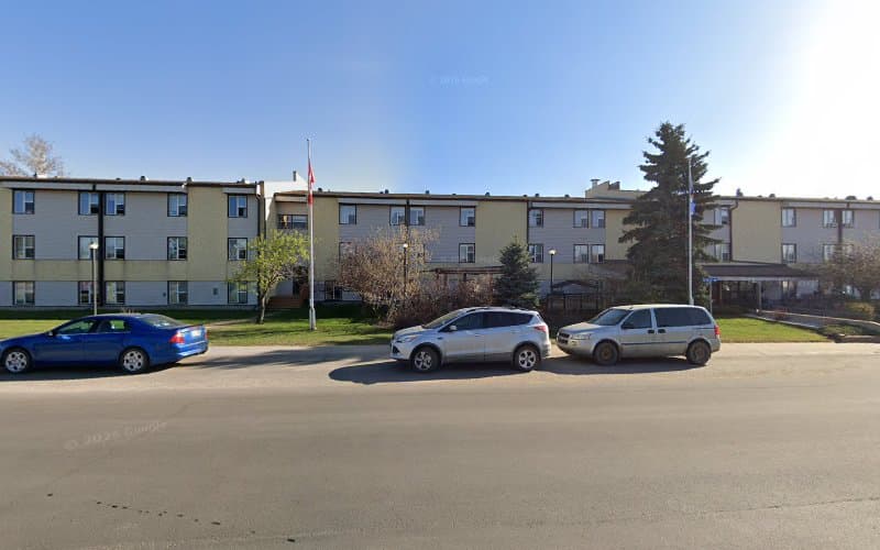 Dieppe Manor - Photo 1