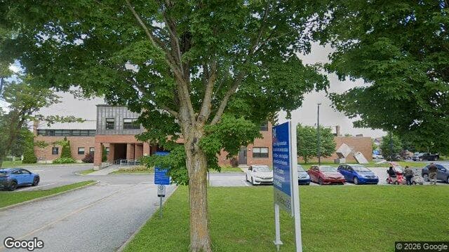 Clinique-Physiotherapie De (Google Street View)