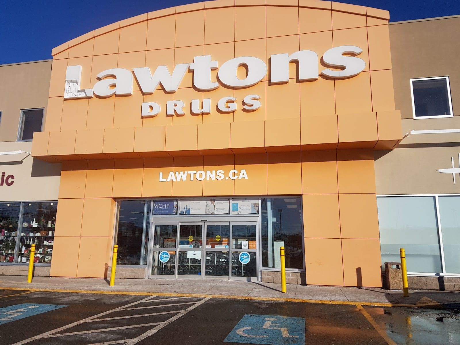 Lawtons Drugs New Minas (photo: Jesse Siegel, via Google)