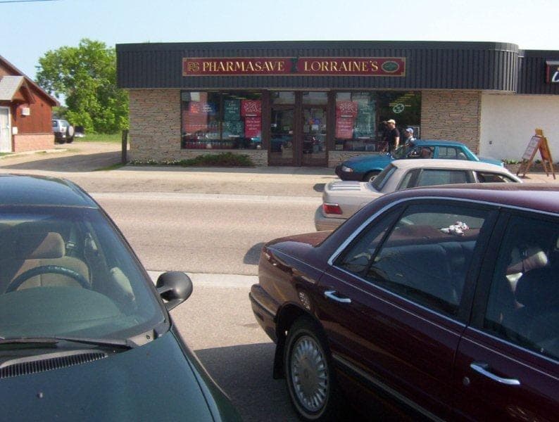 Pharmasave Lorraine's (photo: Pharmasave Lorraine's, via Google)