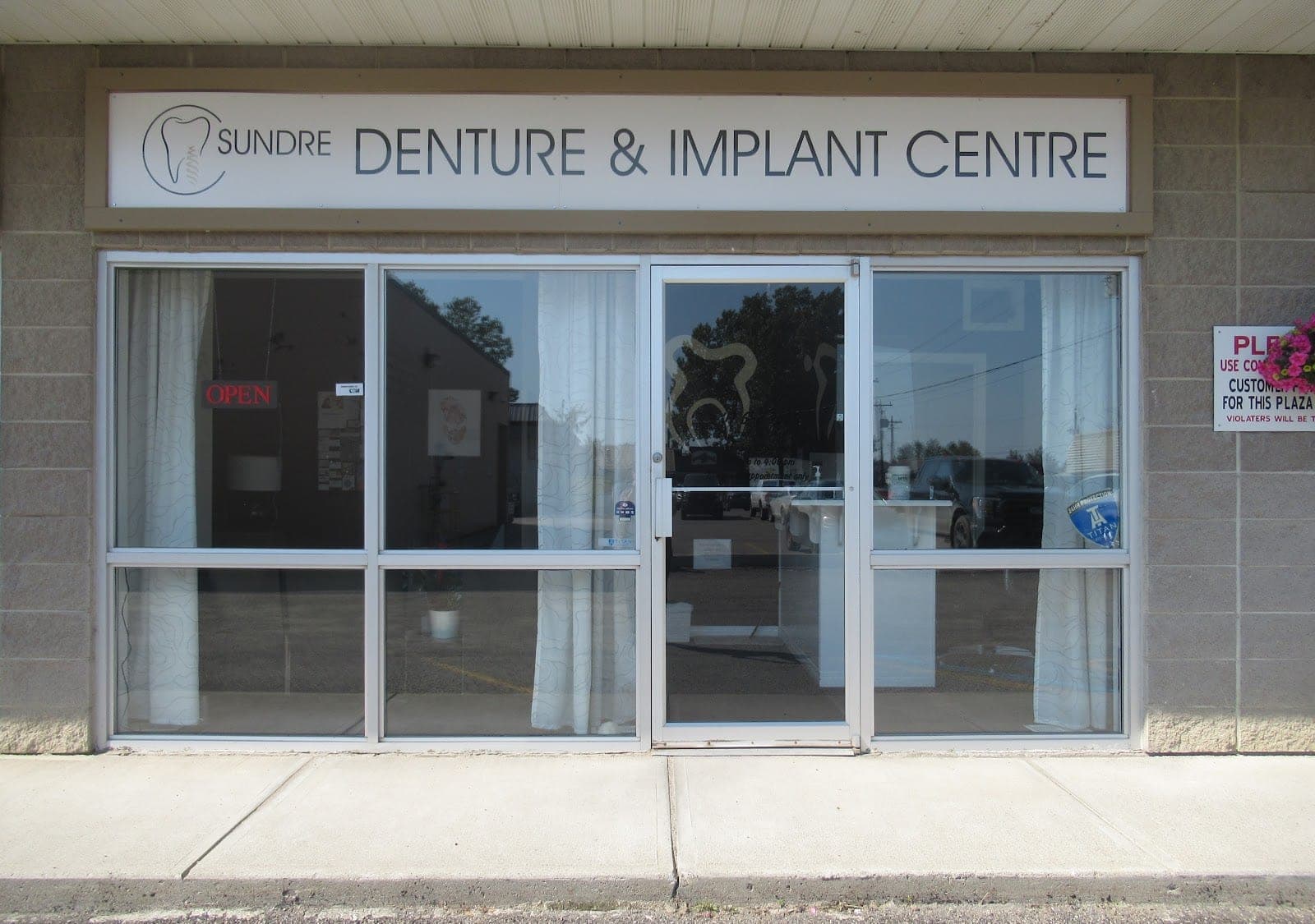 Sundre Denture and Implant Centre (photo: Sundre Denture and Implant Centre Inc., via Google)