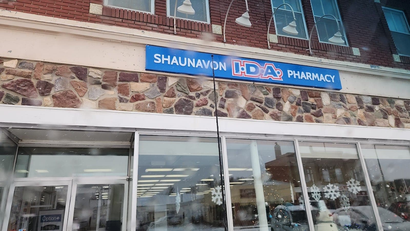I.D.A. Shaunavon Pharmacy (photo: Tina Peterson, via Google)