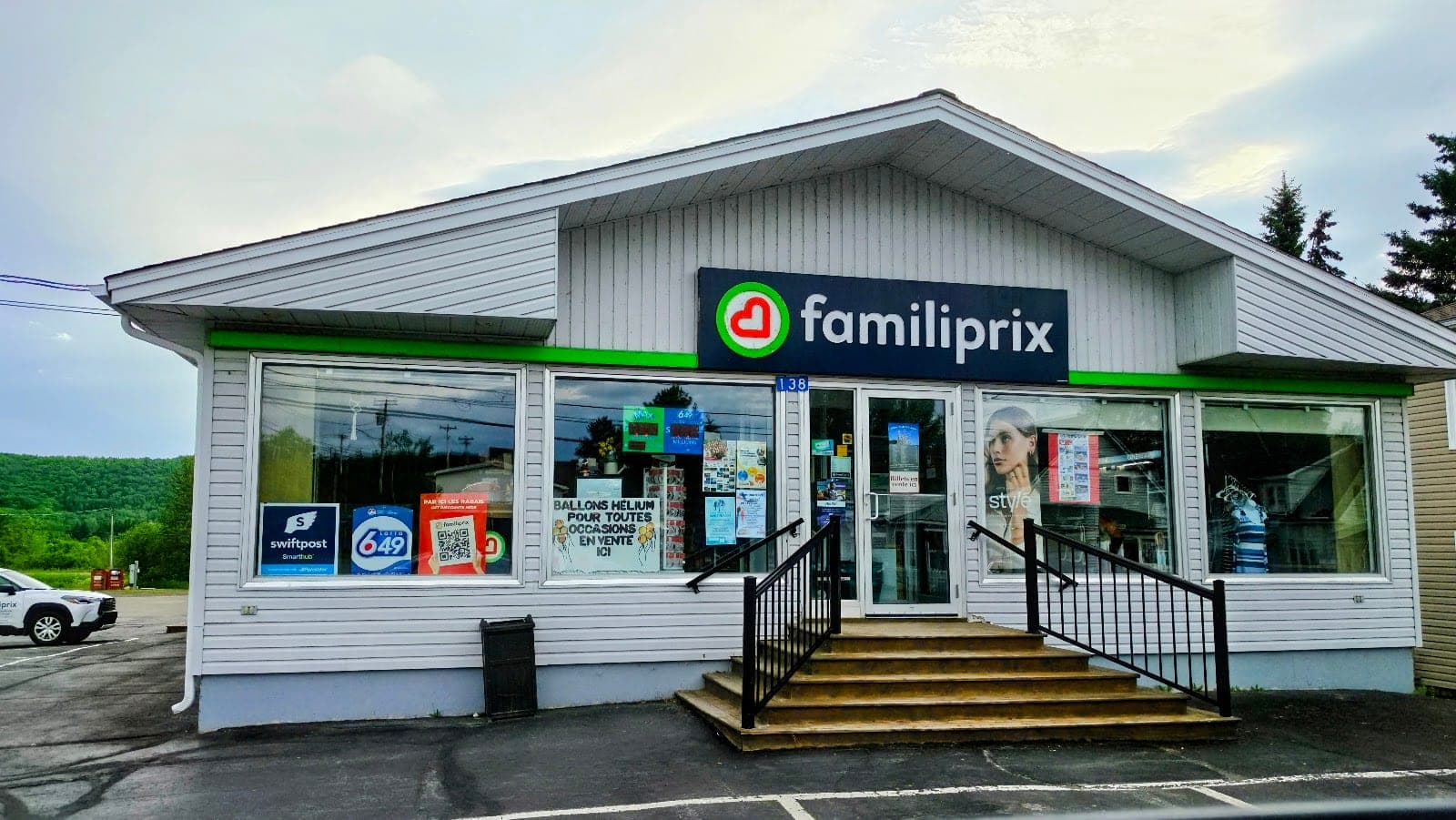Familiprix (photo: Stephen Peter, via Google)