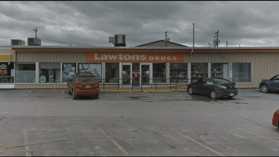 Lawtons Drugs Lewisporte (photo: Lawtons Drugs Lewisporte, via Google)