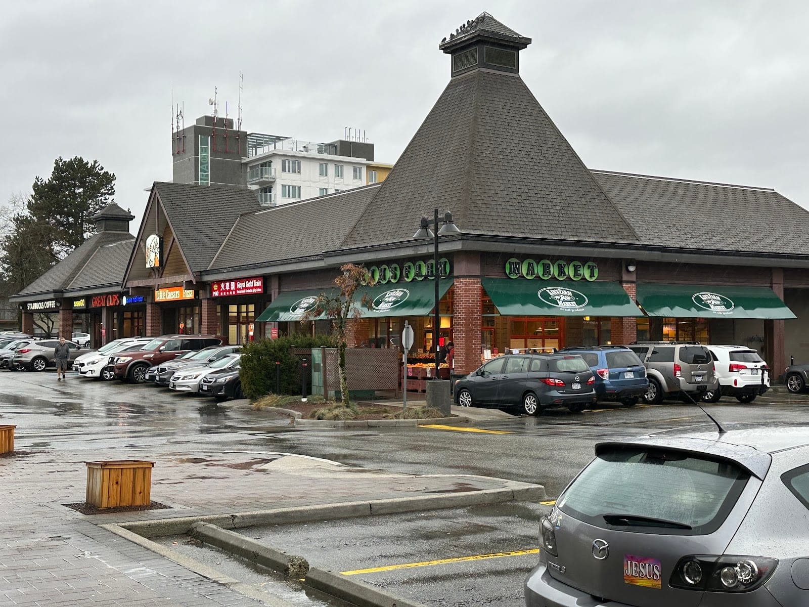 Loblaw Pharmacy (photo: mig zong, via Google)
