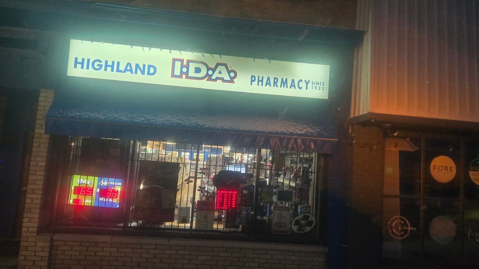 I.D.A. Highland Pharmacy (photo: rob ellis, via Google)