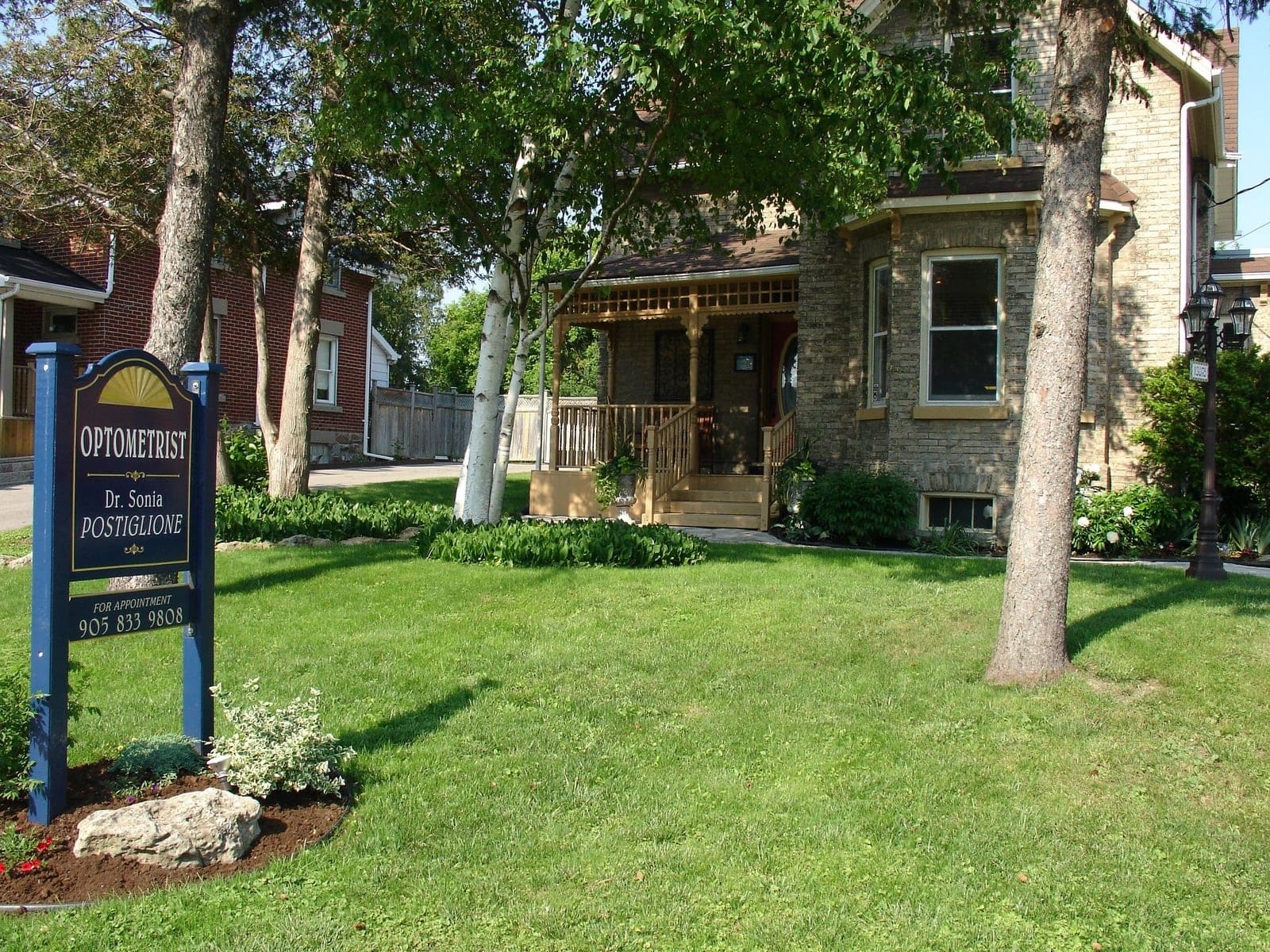 SeniorHome.ca - King City Optometry