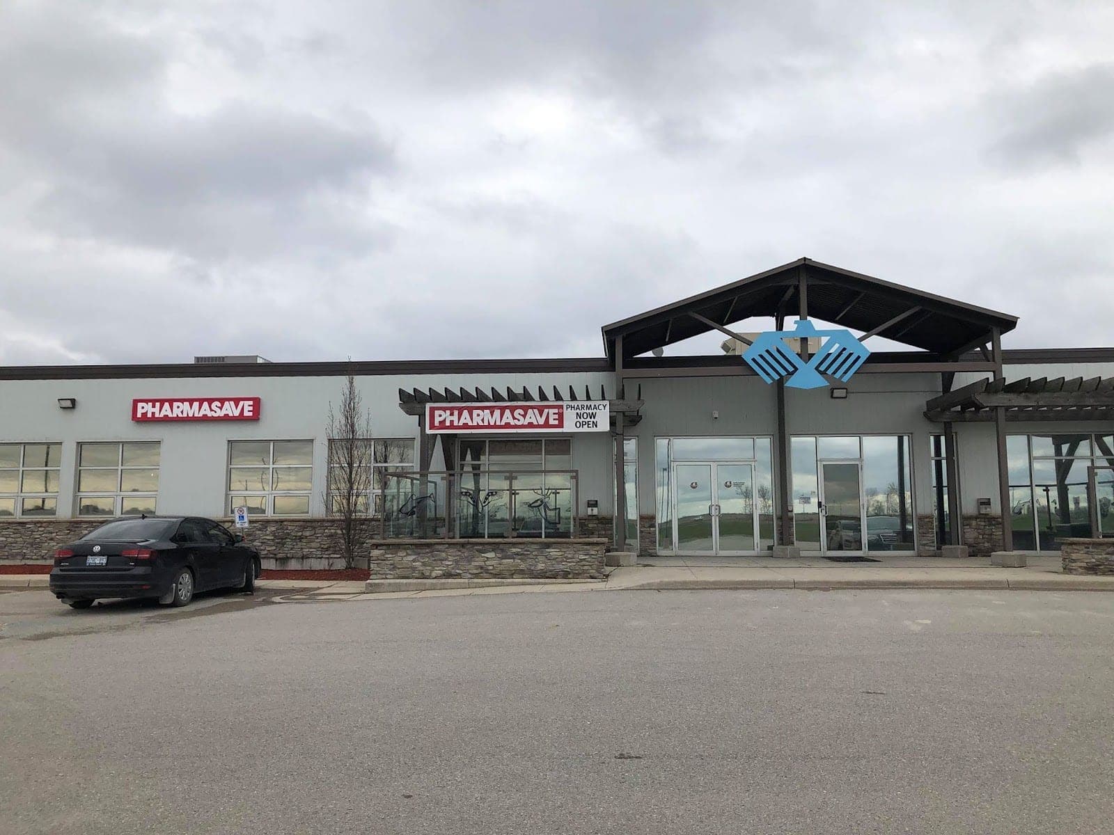 Pharmasave (photo: Sarah Stewardson, via Google)