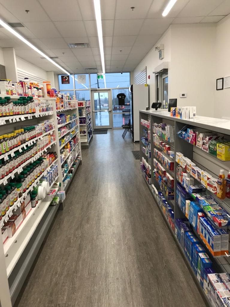 Pharmacie Notre-Dame Pharmacy (photo: J S, via Google)