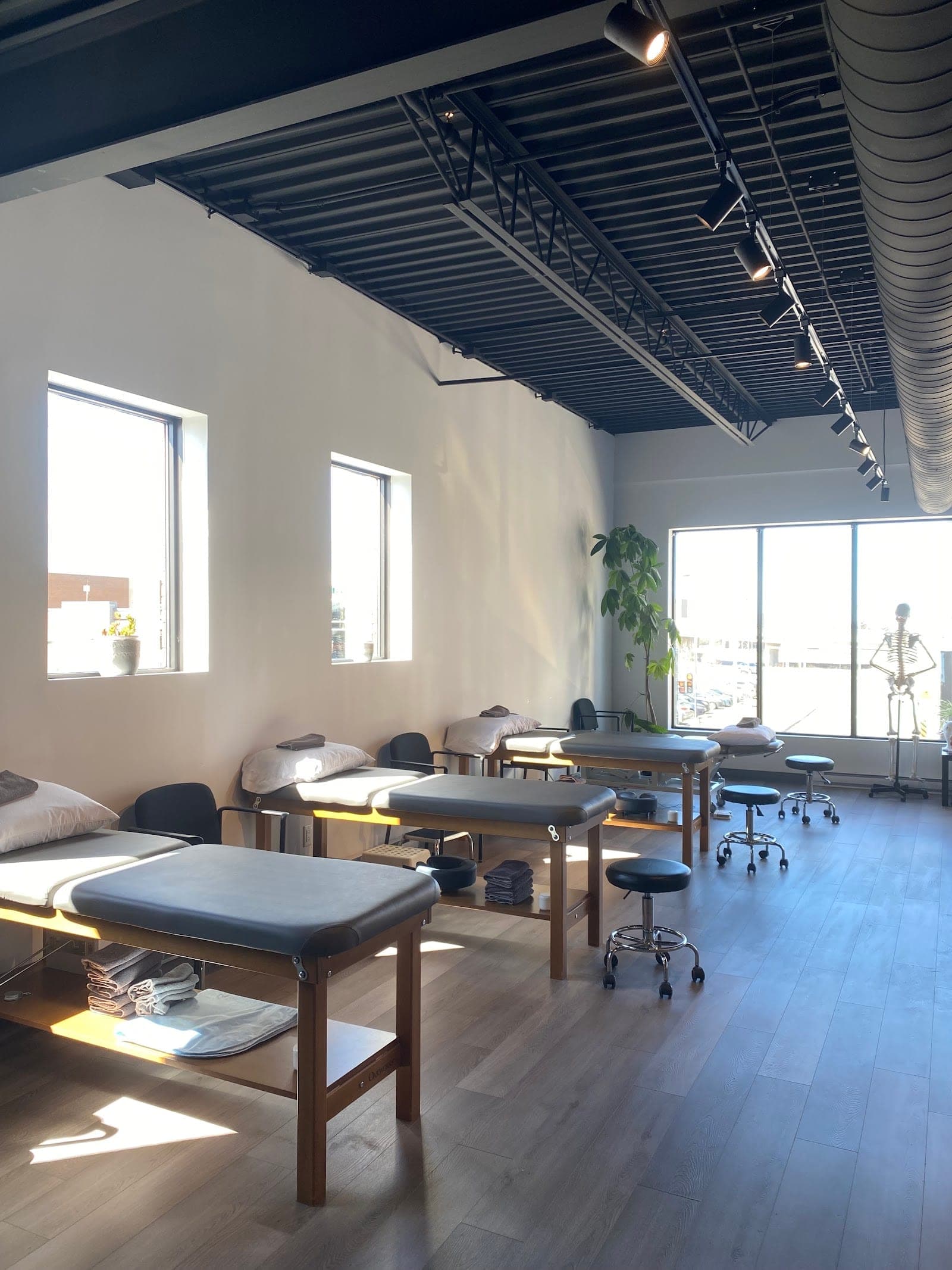 PhysioFix Anjou & St-Leonard (photo: PhysioFix Anjou & St-Leonard, via Google)