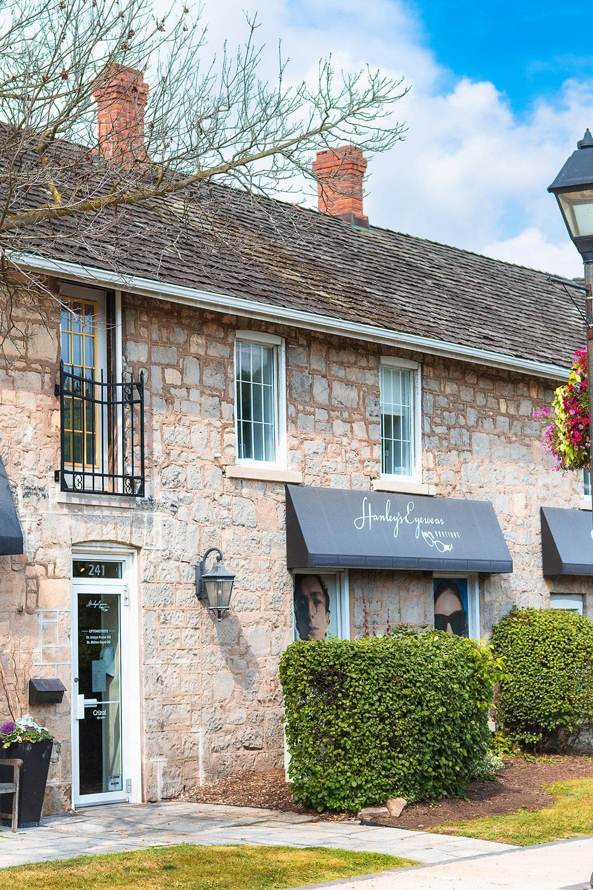 SeniorHome.ca - Hanley's Eyewear Boutique and Optometry
